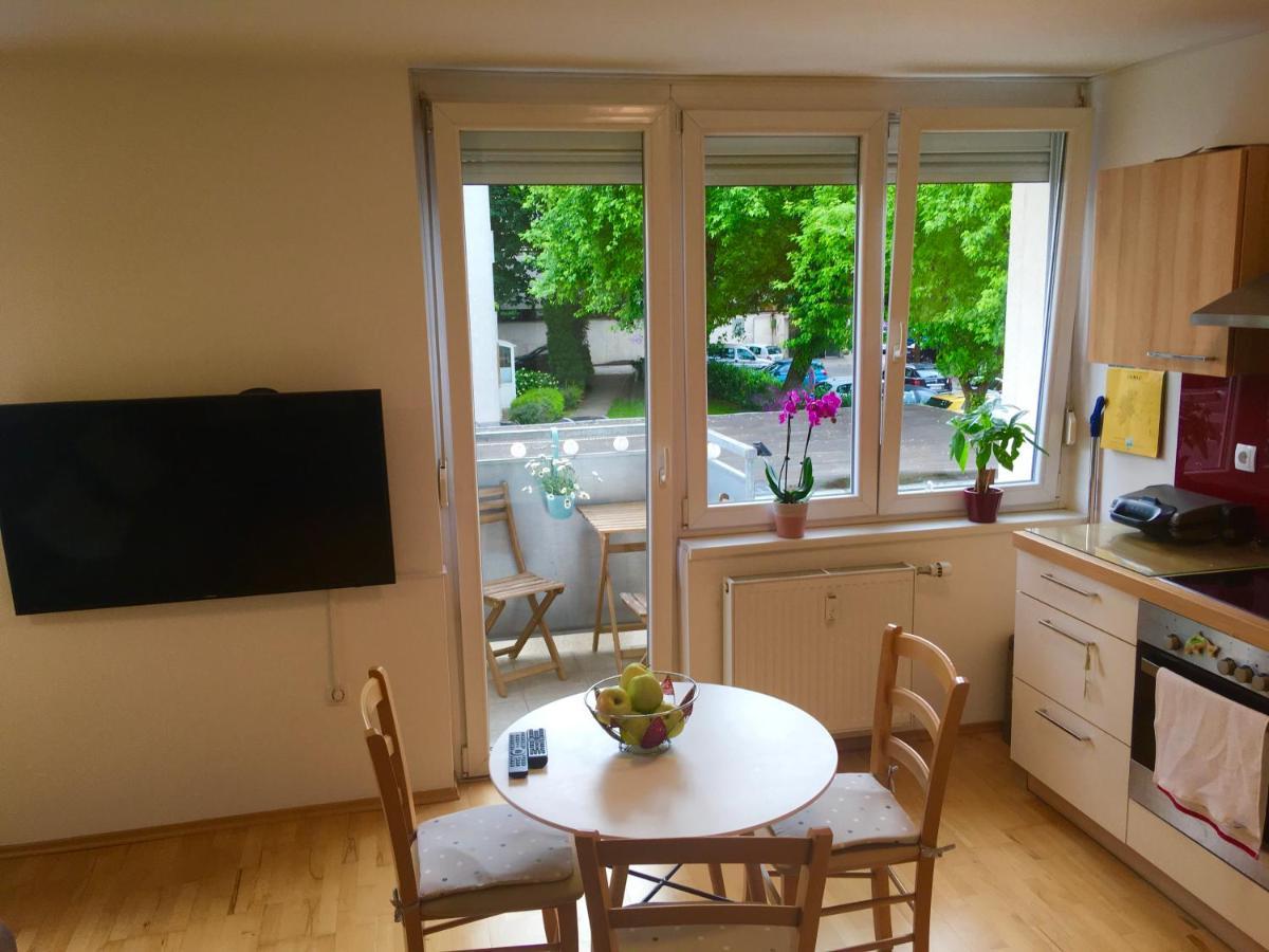 Cosy Studio Andy With Great Location ليوبليانا المظهر الخارجي الصورة